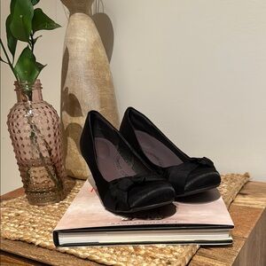 Elegant Black Women's Shoes